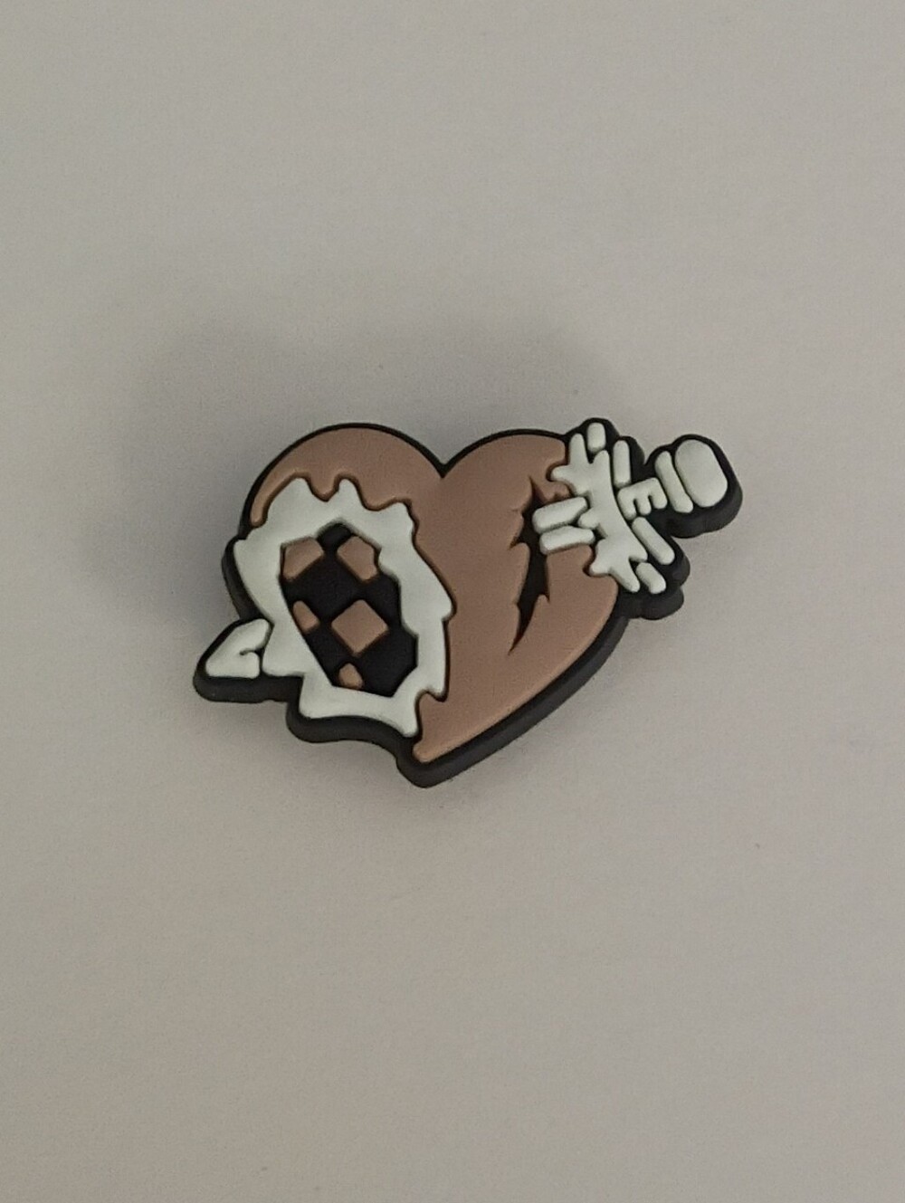 10 for $10 Jibbitz Croc Charm - Dagger Thru Brown Heart w/ Tear Checkered Area 3